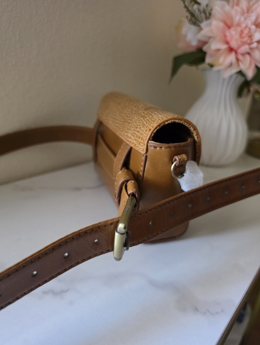 HOBO Drake Genuine Leather Crossbody / Belt Bag in Cedar Crackle Print - NWT - Picture 6 of 16